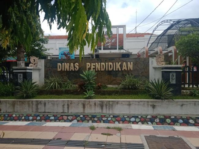 Banyak Kepala Sekolah SD dan Kepala Dinas Di Banyuwangi Masih PLT
